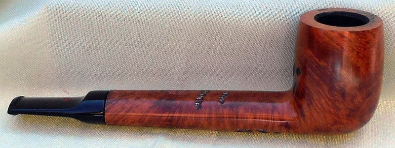 Lorenzo Canadian shape Spot-carved pipe